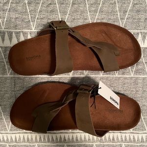 Brand new! 9.5 Sonoma slip on sandal